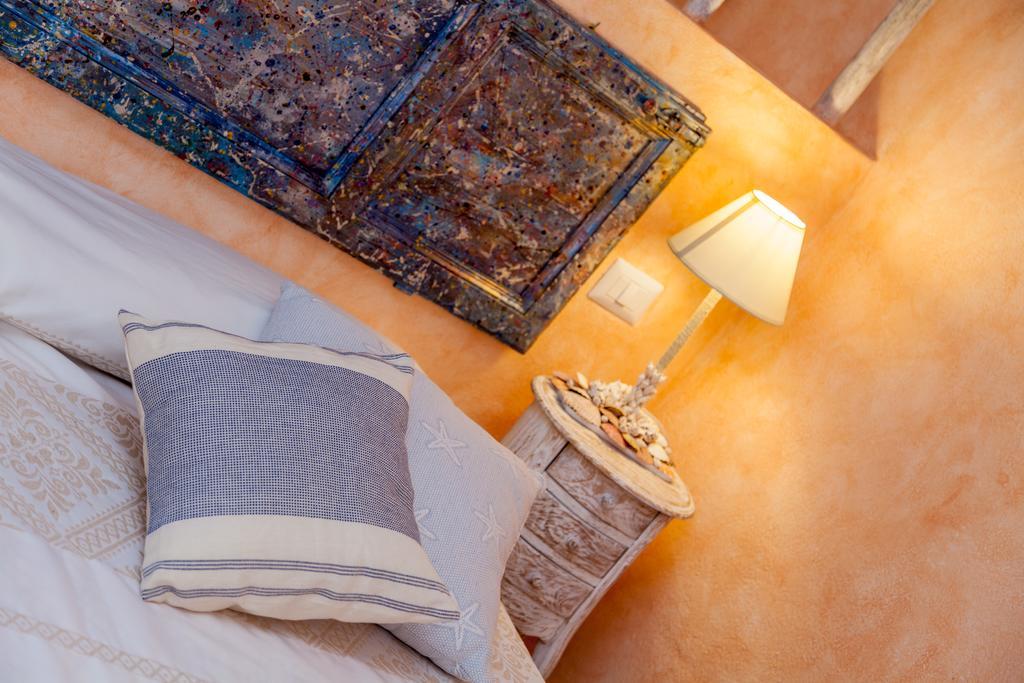 Ferienwohnung Palazzo Beddoro San Pantaleo Exterior foto