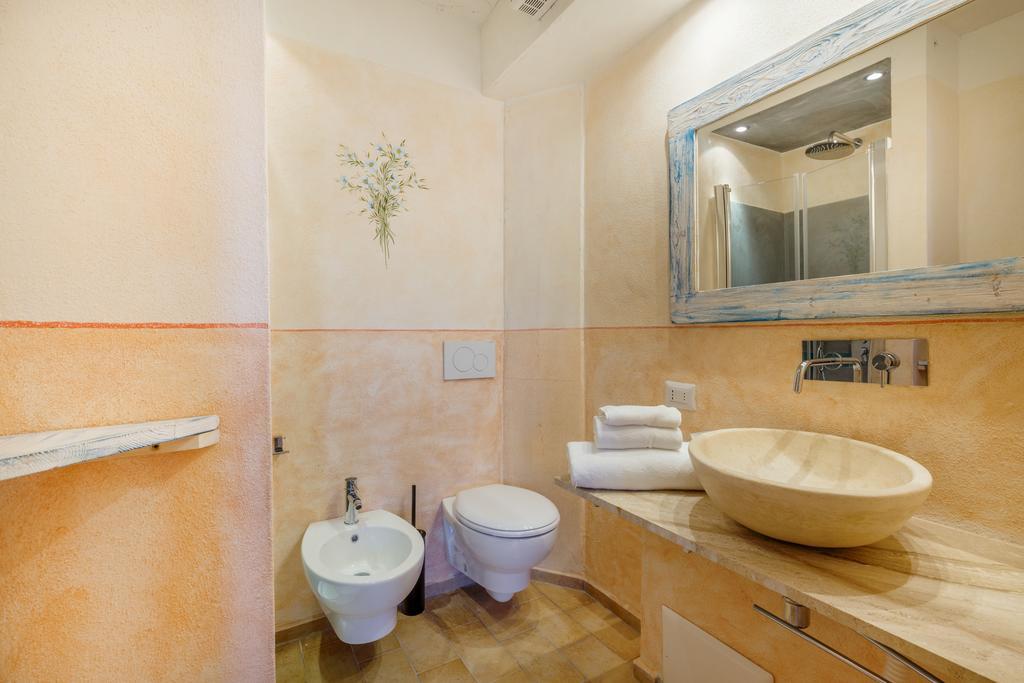 Ferienwohnung Palazzo Beddoro San Pantaleo Exterior foto