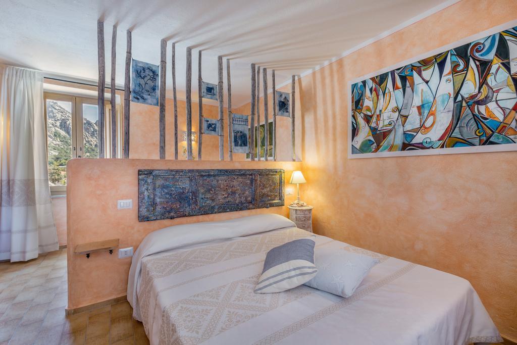 Ferienwohnung Palazzo Beddoro San Pantaleo Exterior foto
