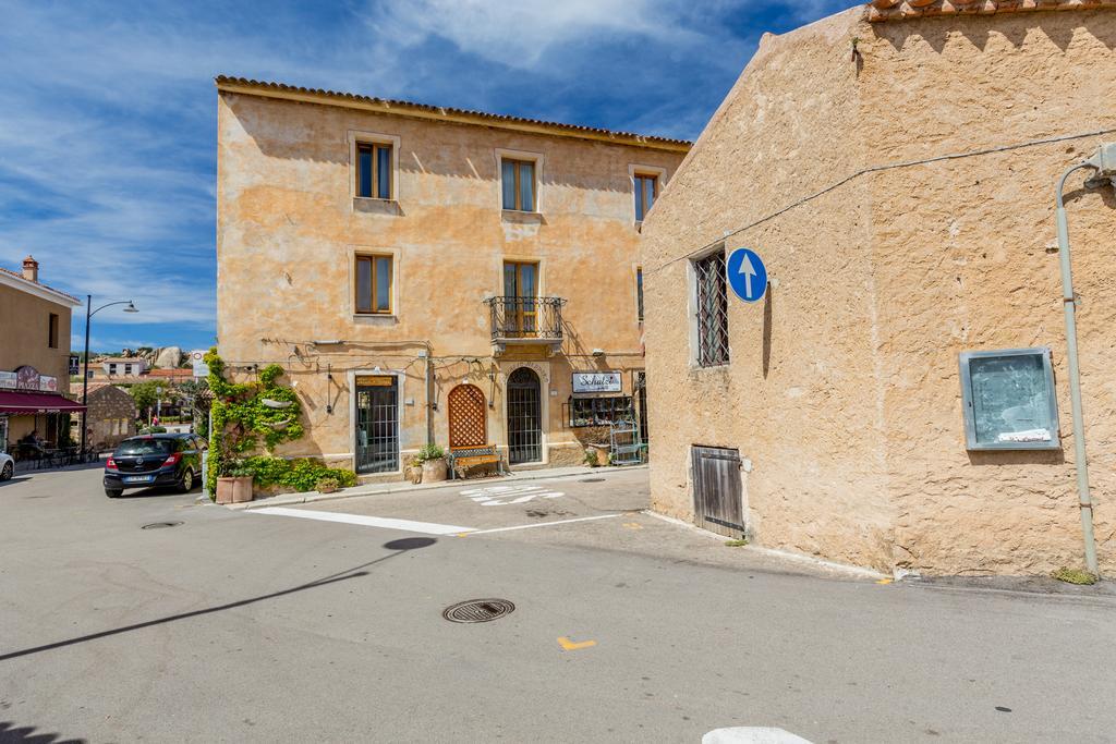Ferienwohnung Palazzo Beddoro San Pantaleo Exterior foto